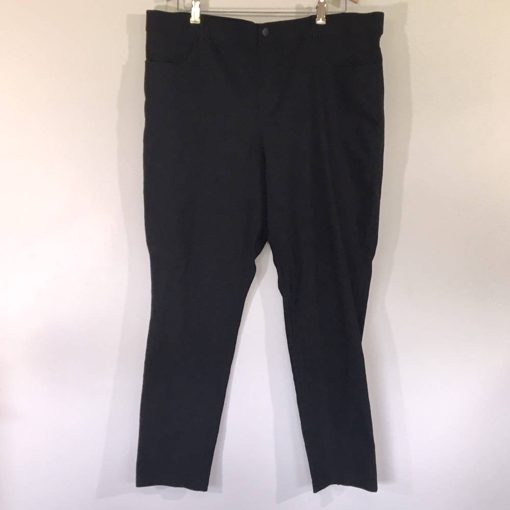 Mario Serrani Diamond Texture Pull On Pants.
